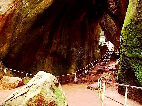 Edakkal Caves